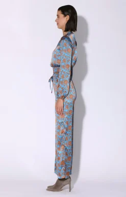 Tops><noscript><img width=