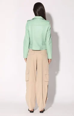 Jackets><noscript><img width=