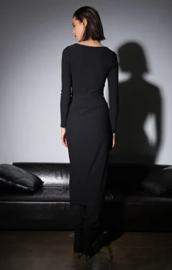 Tops><noscript><img width=