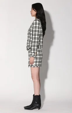 Jackets><noscript><img width=