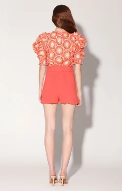 Tops><noscript><img width=