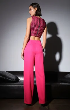 Tops><noscript><img width=