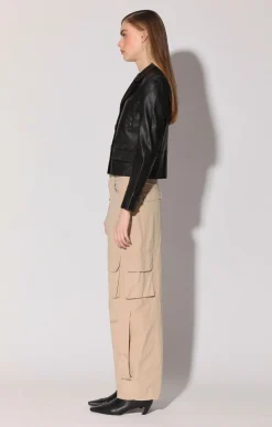 Jackets><noscript><img width=