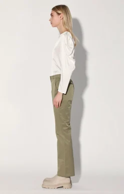 Tops><noscript><img width=