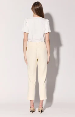 Bottoms><noscript><img width=