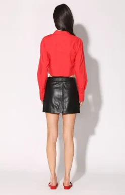 Tops><noscript><img width=