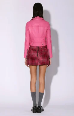 Jackets><noscript><img width=