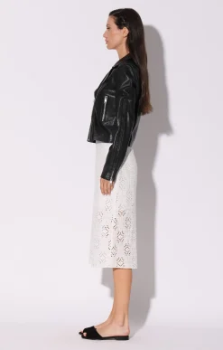 Leather><noscript><img width=