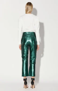 Leather><noscript><img width=