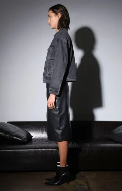 Jackets><noscript><img width=